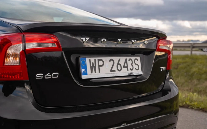 Volvo S60 cena 77800 przebieg: 112000, rok produkcji 2016 z Kutno małe 352